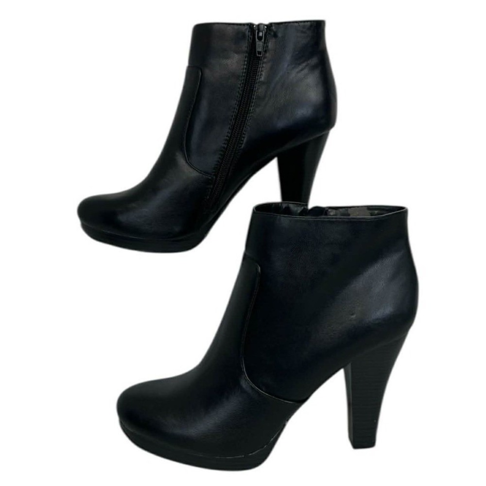 Fioni 10 Black Ankle Boots High Heel Platform Booties Goth Edgy Biker Moto Chic